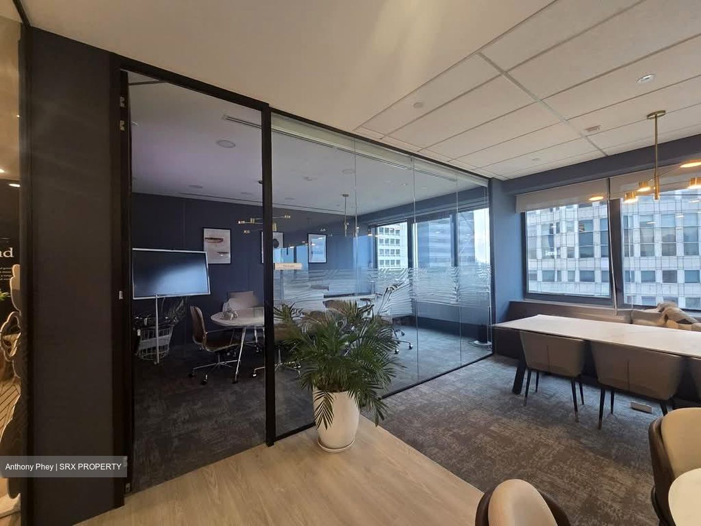 Chartered Bank Building (D1), Office #554074371